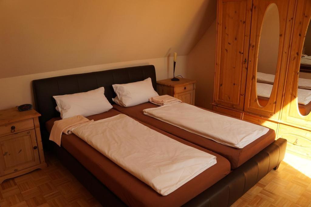Nibelungen - Ferienwohnungen - Worms - Apartments Bagian luar foto